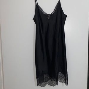 VS Satin & Chantilly Lace Slip